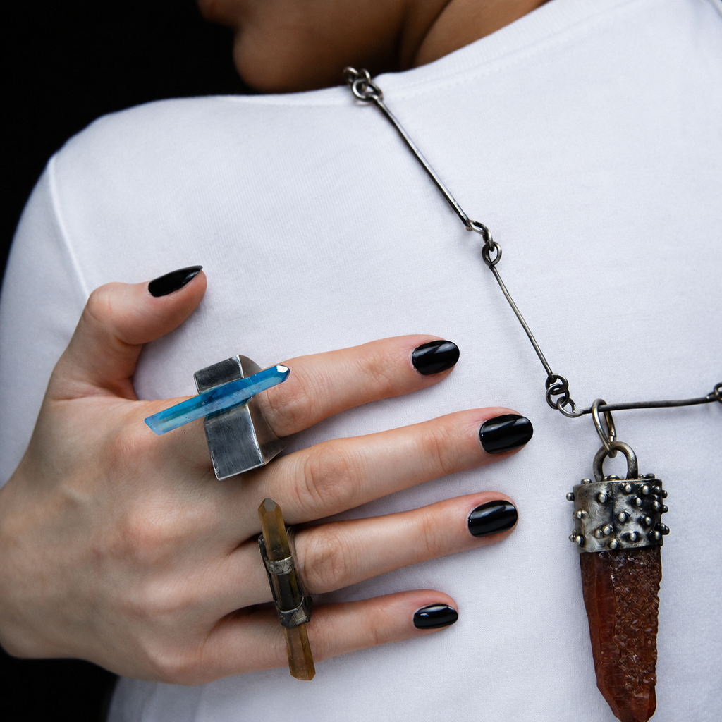 The Suspended Quartz Ring