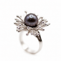 Anemona Pearl Ring