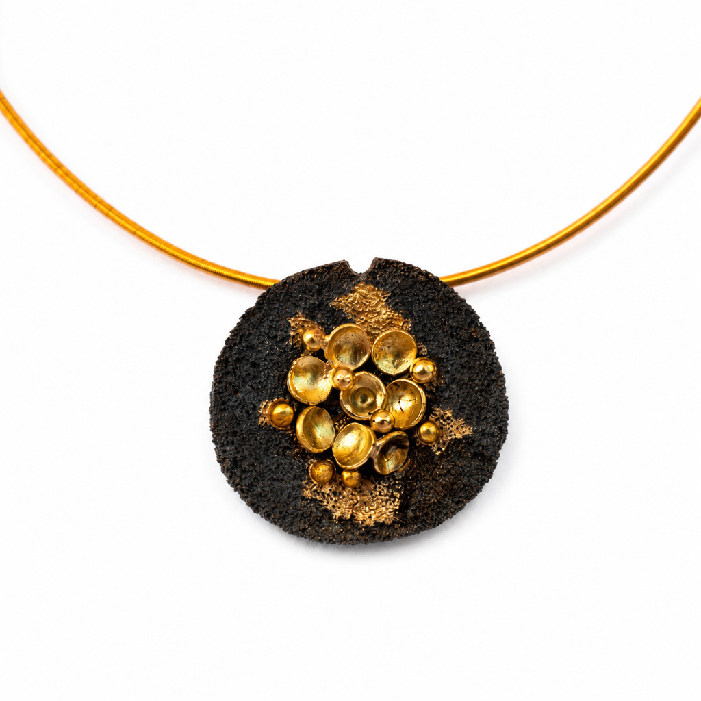 Necklace Gold Liquen