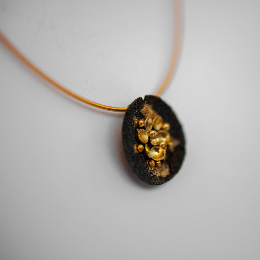 Necklace Gold Liquen
