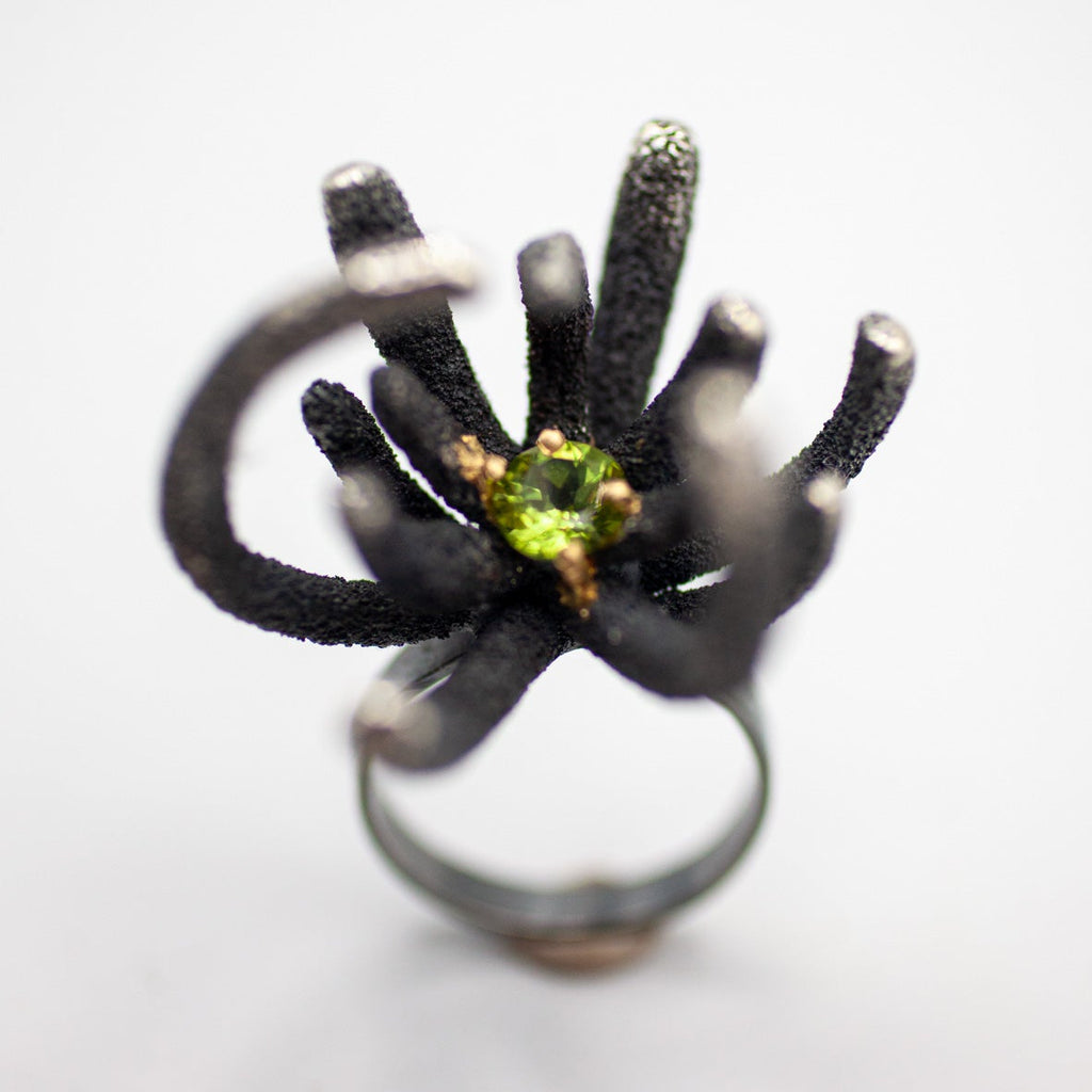 Anemona Ring