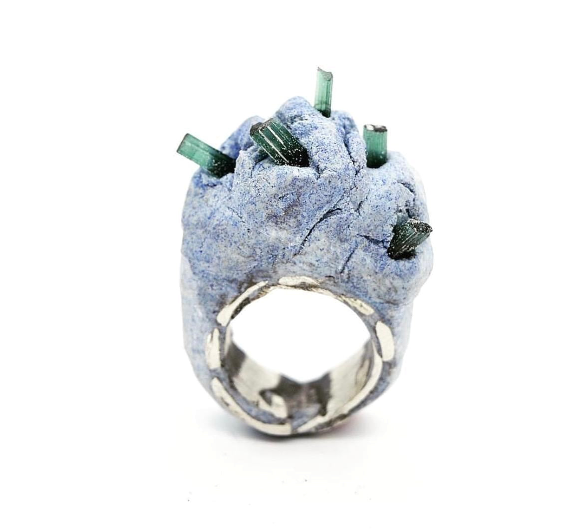 Blue Crystal Points Ring