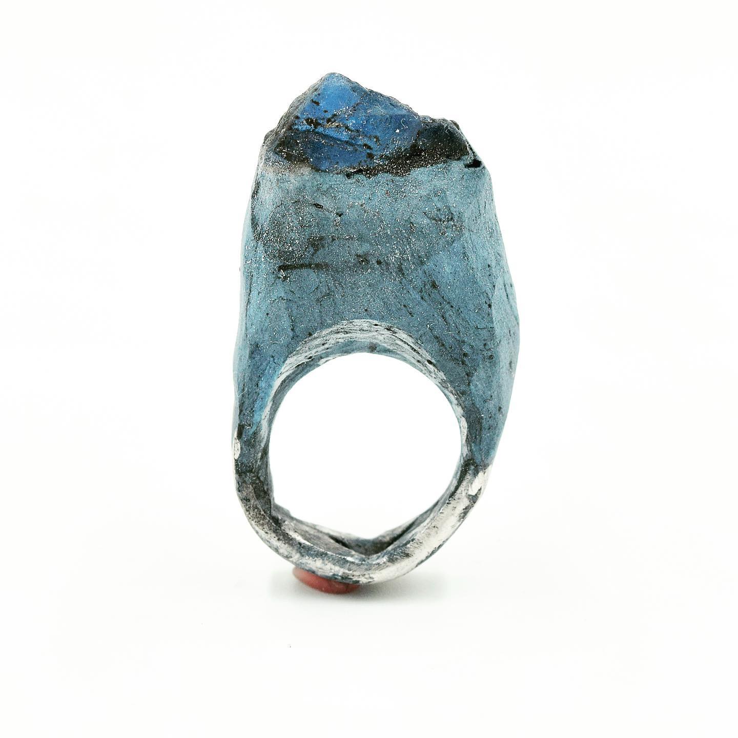 Fluorite ring