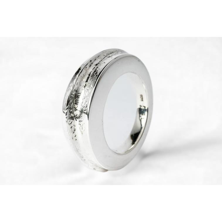 Foldform Crescent Ring