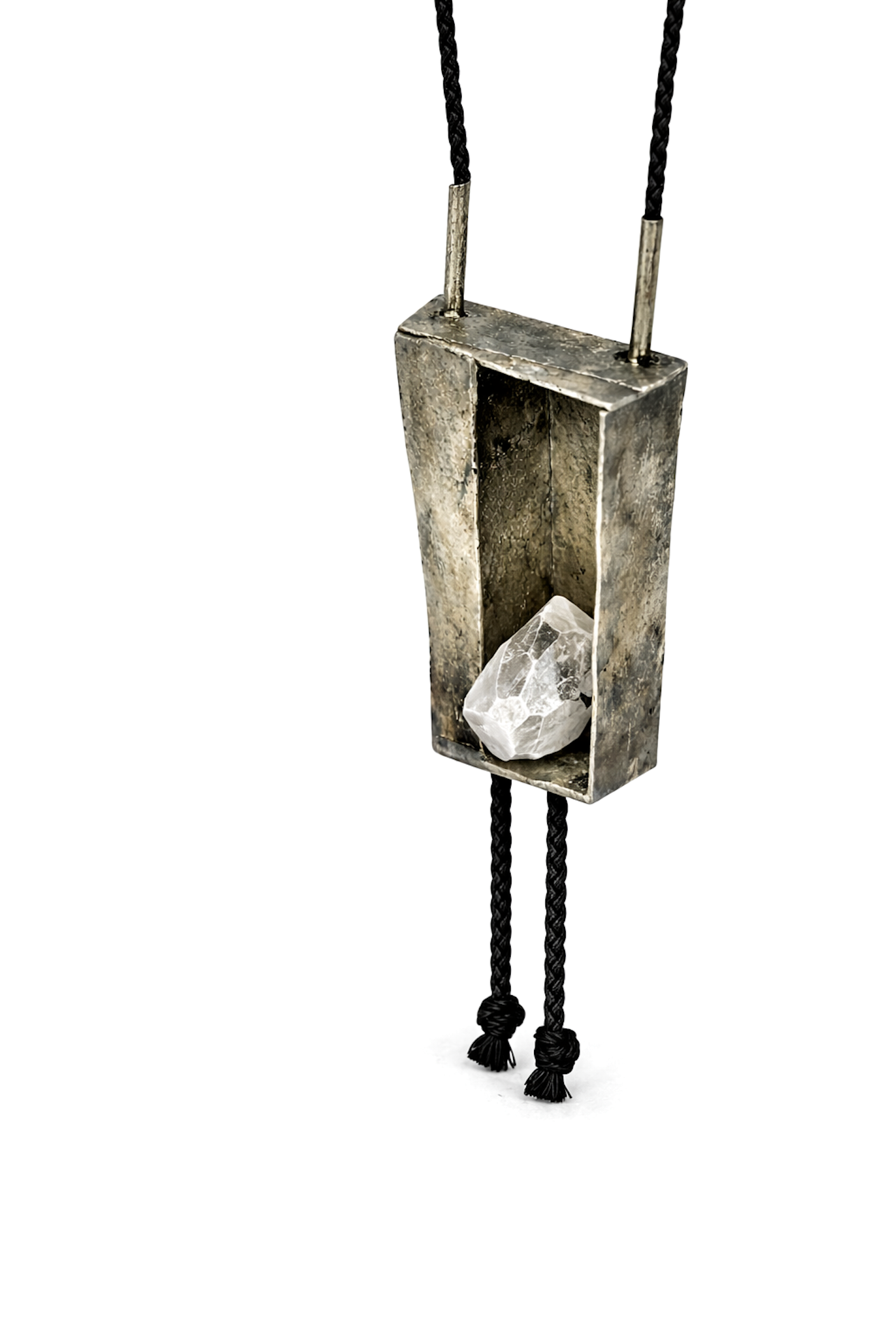 Threaded Box Pendant